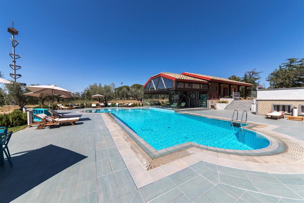 Traldi Resort Ветралла Экстерьер фото